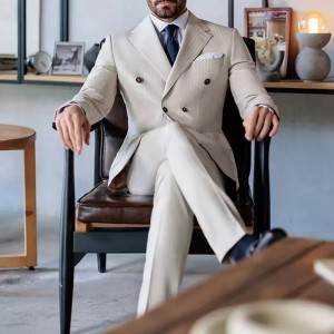 luxurious Customized Men's Barge Collar Business Exquisite Double Breasted Upscale Groom Casual Striped Suit Two Piece Set Suit Men