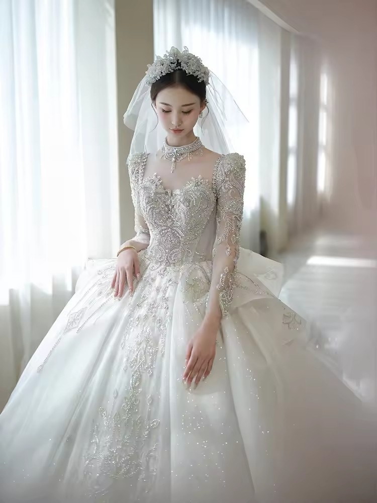 luxurious Customized New Bride Light Luxury Big Train Slimming Princess Long Sleeves Wrap Wedding Dresses