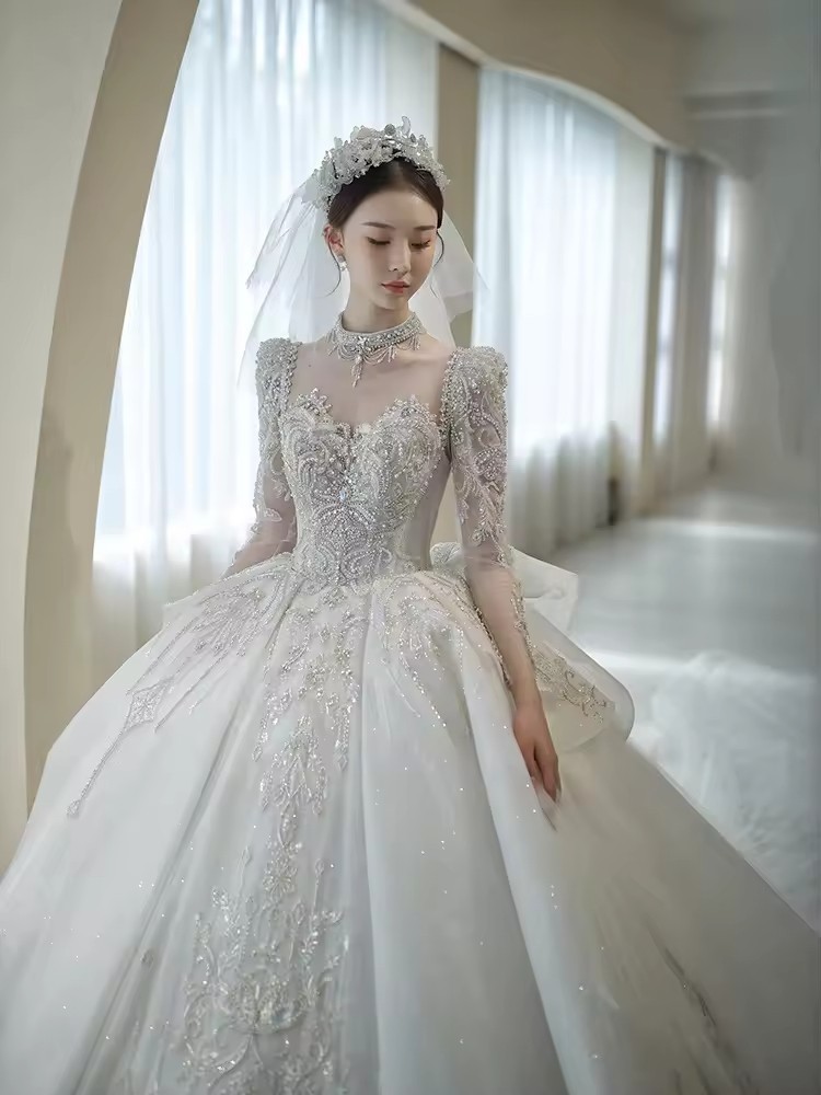 luxurious Customized New Bride Light Luxury Big Train Slimming Princess Long Sleeves Wrap Wedding Dresses