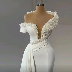 luxurious Customized Sexy Ceremony Party Long Formal Satin Elegant Bride Wedding Dresses Gown for Women