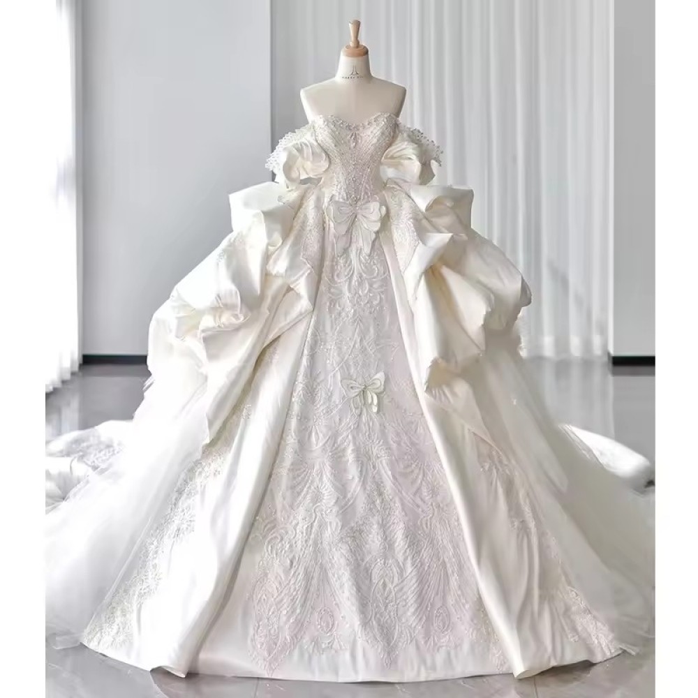 luxurious Customized Off-Shoulder Heavy Industry Luxury Light Diamond Wedding Dress Bride Princess Large Tail White Court Wedding Dress