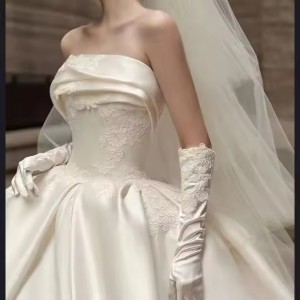 luxurious Customized New Bridal Heavy Industry Luxury Satin Long Trailing Tube Top Advanced Texture Wedding Dress Without Gloves