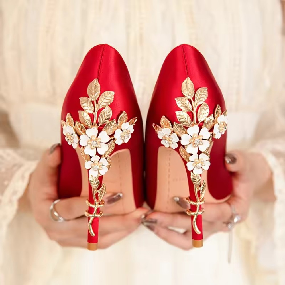 luxurious Customized Women Luxury Sexy High Heels Side Hollow Sandals Gold Floral Heels Pointed Toe Bling Color Bridal Sandals Wedding Shoes